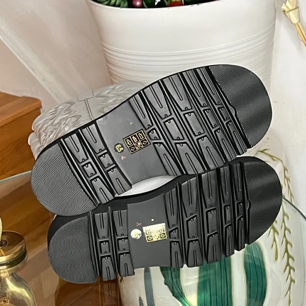 New JEFFREY CAMPBELL Space Cowgirl Boots